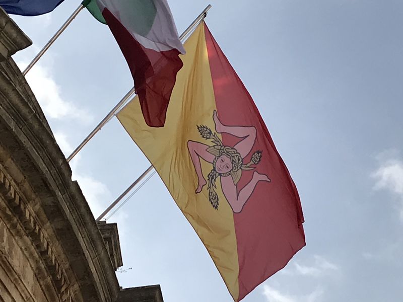 Флаг Сицилии Фото